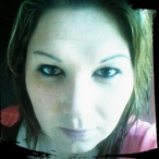 Profil von Hassina